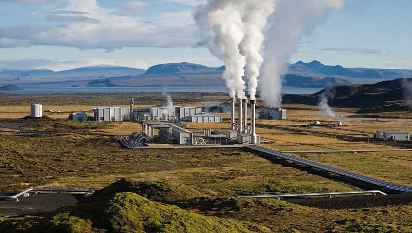 geothermal district heating in Iceland