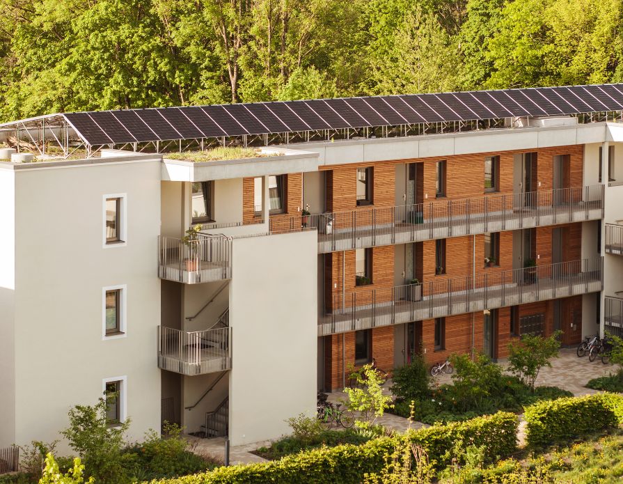 Shinepay 304260 Solar Panels Apartment Image1