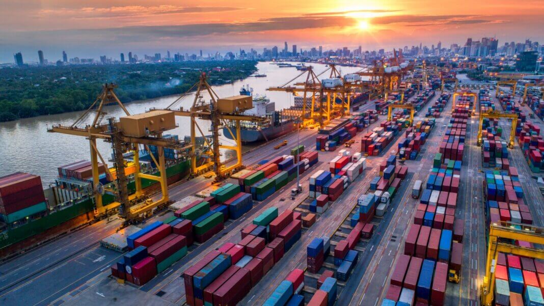 How Does Reshoring Impact The Environment