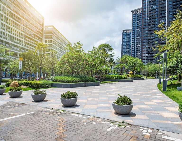 Eco-Friendly Materials for Urban Landscaping
