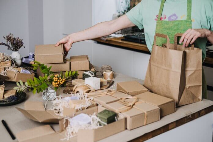 Sustainable Packaging With Kraft Material