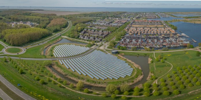Residential Microgrids Provide Energy Independence Residential Microgrids Provide Energy Independence